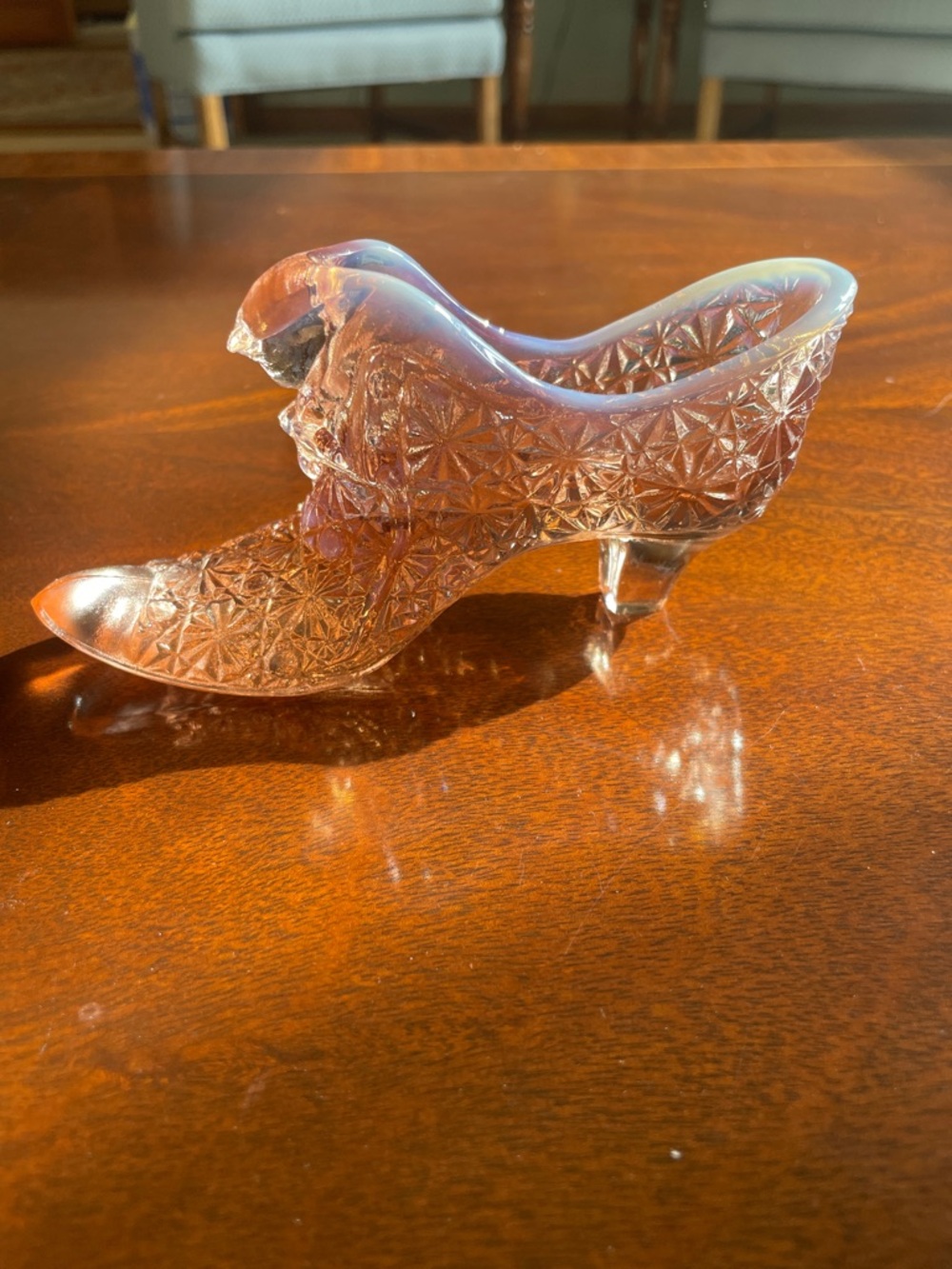 Fenton Peach Opalescent Daisy and Button Cat Head Slipper". - Picture 8 of 11